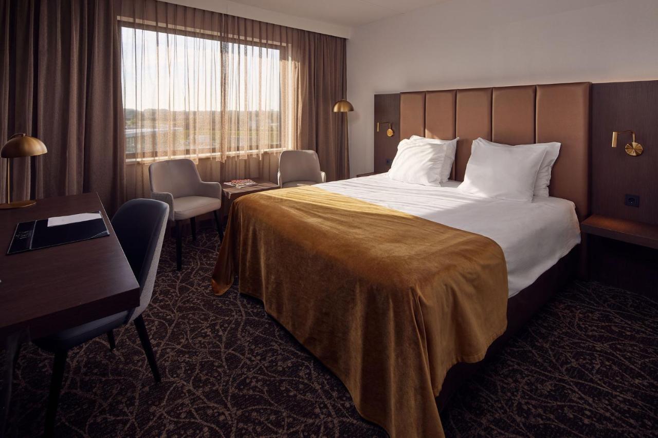 Van Der Valk Hotel Amersfoort-A1 ภายนอก รูปภาพ