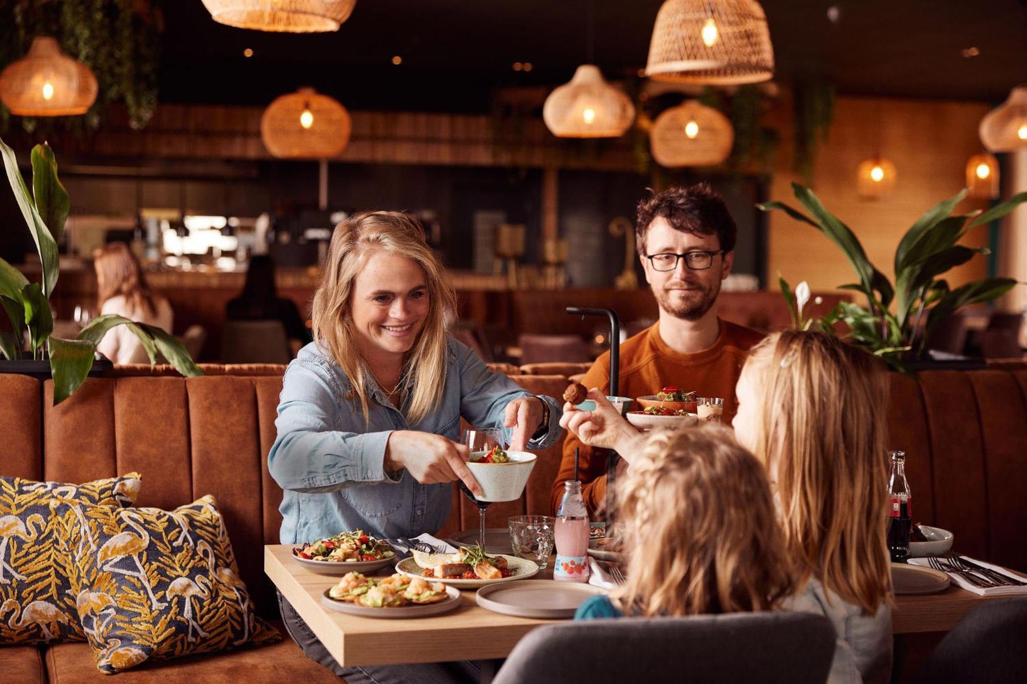 Van Der Valk Hotel Amersfoort-A1 ภายนอก รูปภาพ