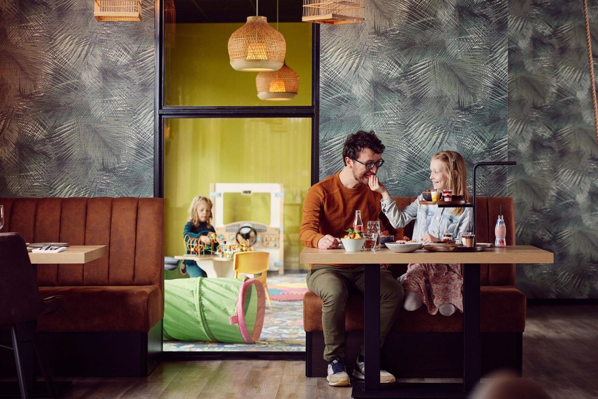 Van Der Valk Hotel Amersfoort-A1 ภายนอก รูปภาพ