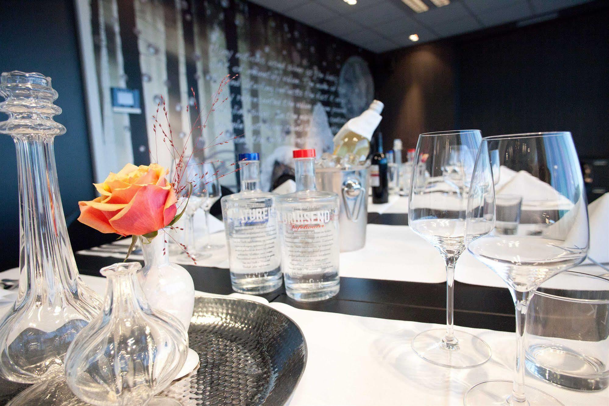 Van Der Valk Hotel Amersfoort-A1 ภายนอก รูปภาพ